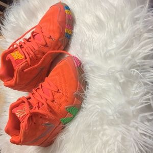 Nike kyrie lucky charms size 4 youth